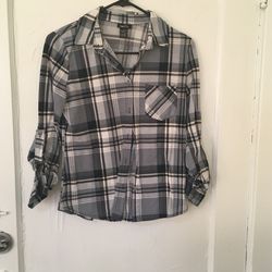 Women’s Plaid Shirt 