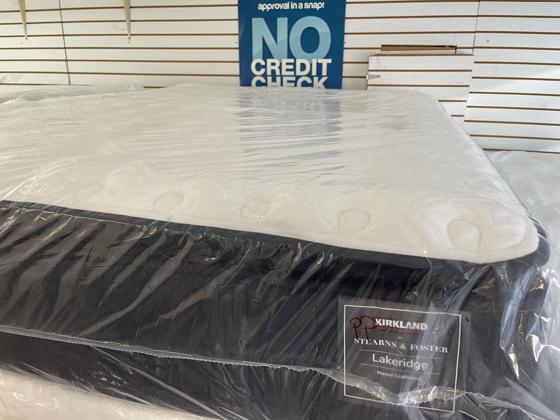 🛏️🛋️STEARNS & FOSTER PILLOW TOP QUEEN SIZE FIRM 🛋️