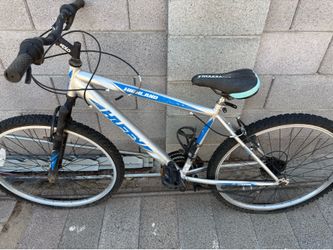 Bikes / The tires are flat.