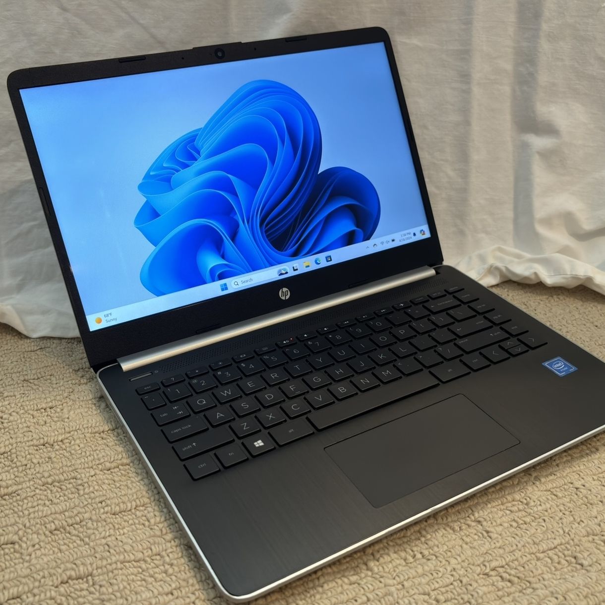 HP Laptop Model 14-dq1033cl