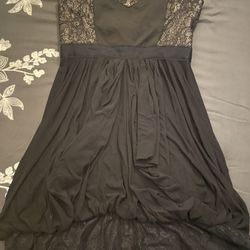 BCBG MAXAZRIA Dress Size Medium 