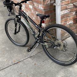 Specialized woman’s bike