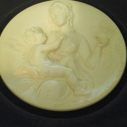In excellent condition Madonna and Child Display Plate