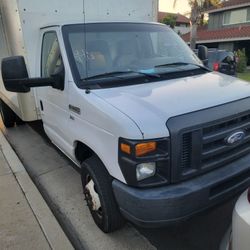 2014 Ford E-350 16foot Box 