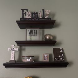 6 Floating Shelves