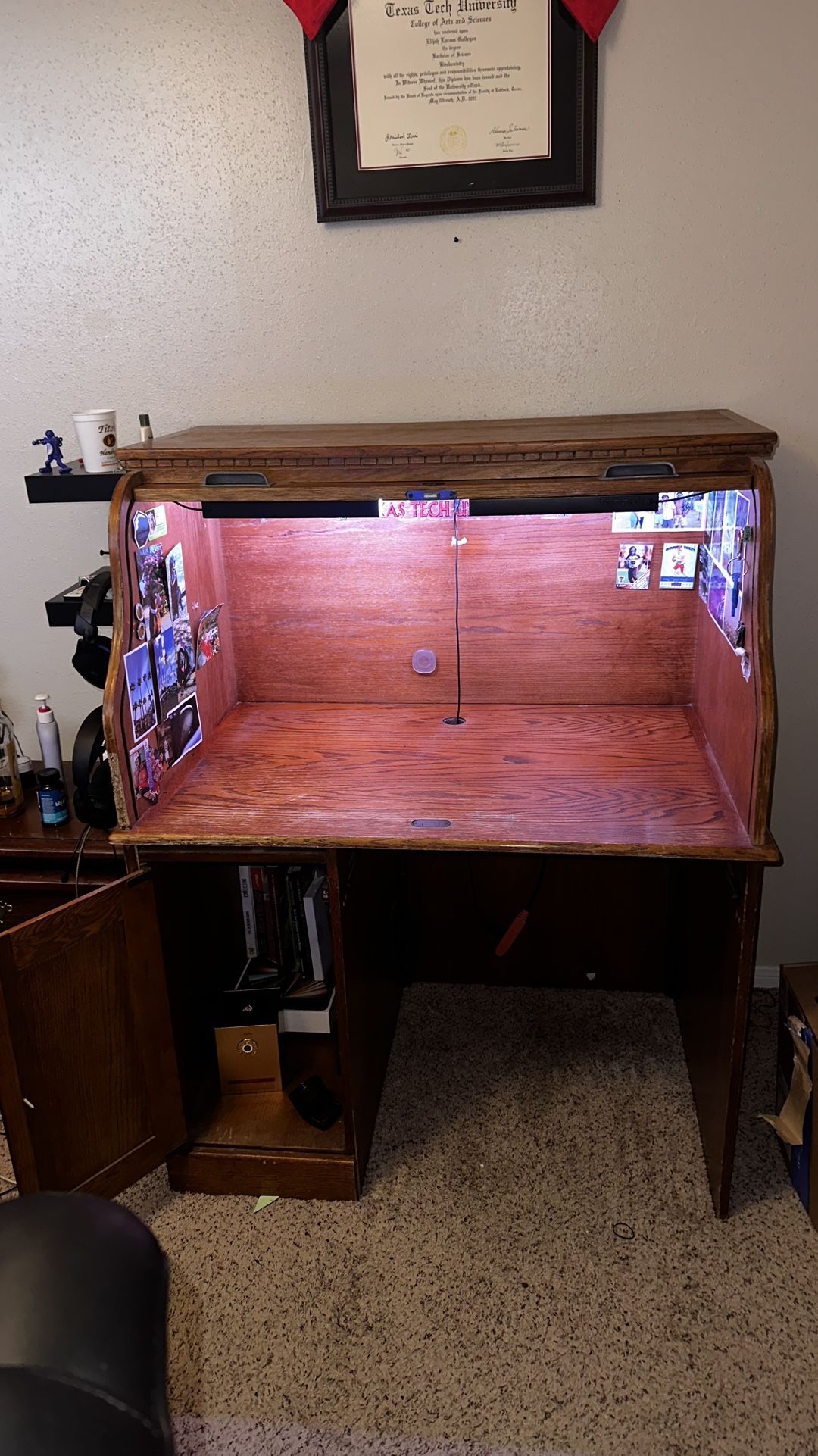 Office Desk With Hutch
