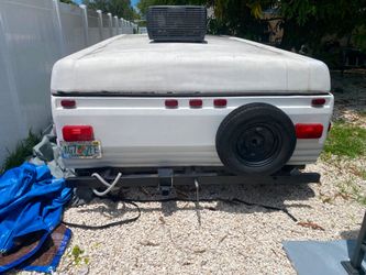 Camper's 26. Pies