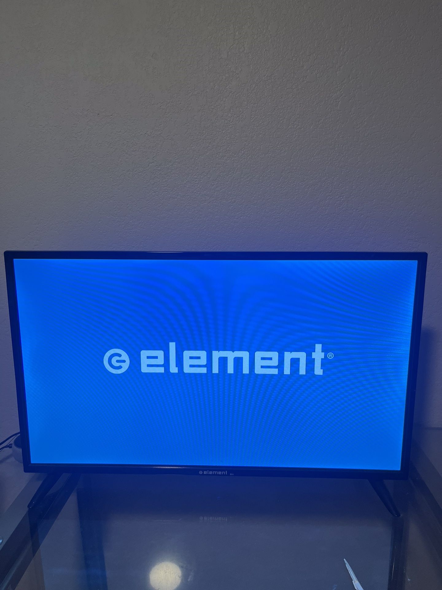 Element 32in 1080p TV