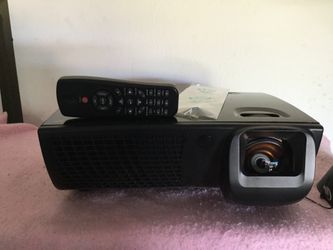 OPTOMA PROJECTOR