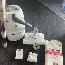 Kenmore progressive 116 canister vacuum complete w/extras awesome shape