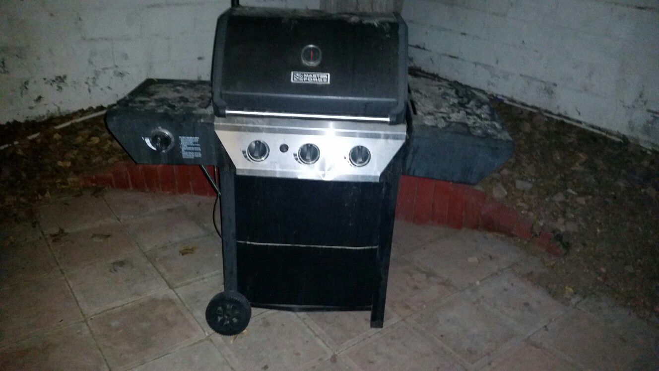 Propane grill includes propane tank. Moving to apartment can't use it in new place