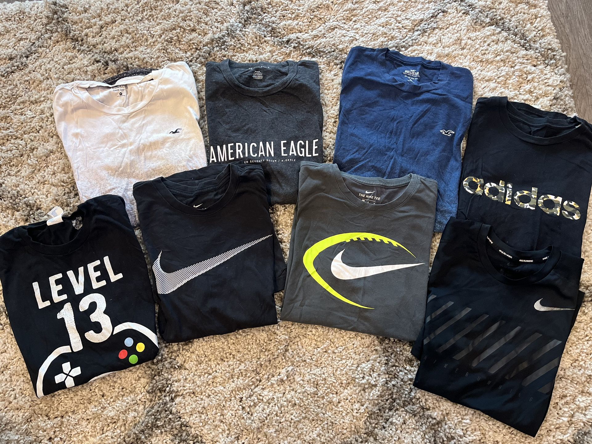 Mens T- Shirts Adult Size M (8-Total)