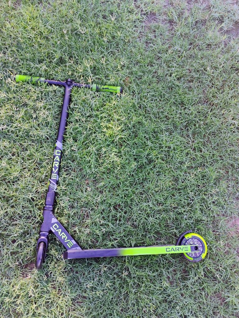 Carvy Pro Scooter