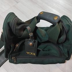 Tumi Shoulder Bag Like New 
