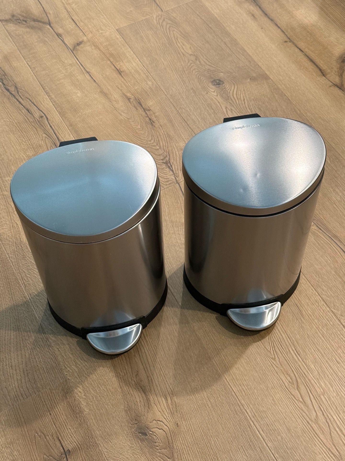 Simple Human Bathroom Step Trash Can with Silent Close