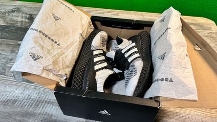 Adidas Ultra 4D Size 12.5