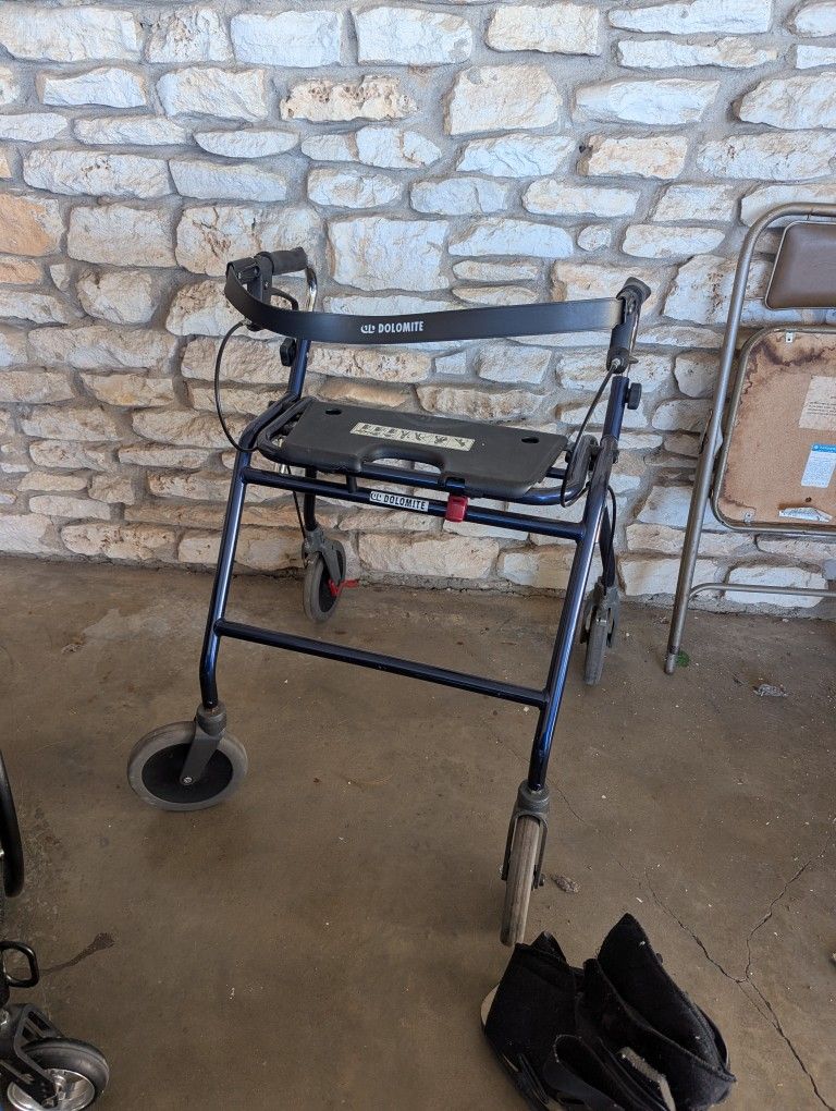 Wheelchair Walker