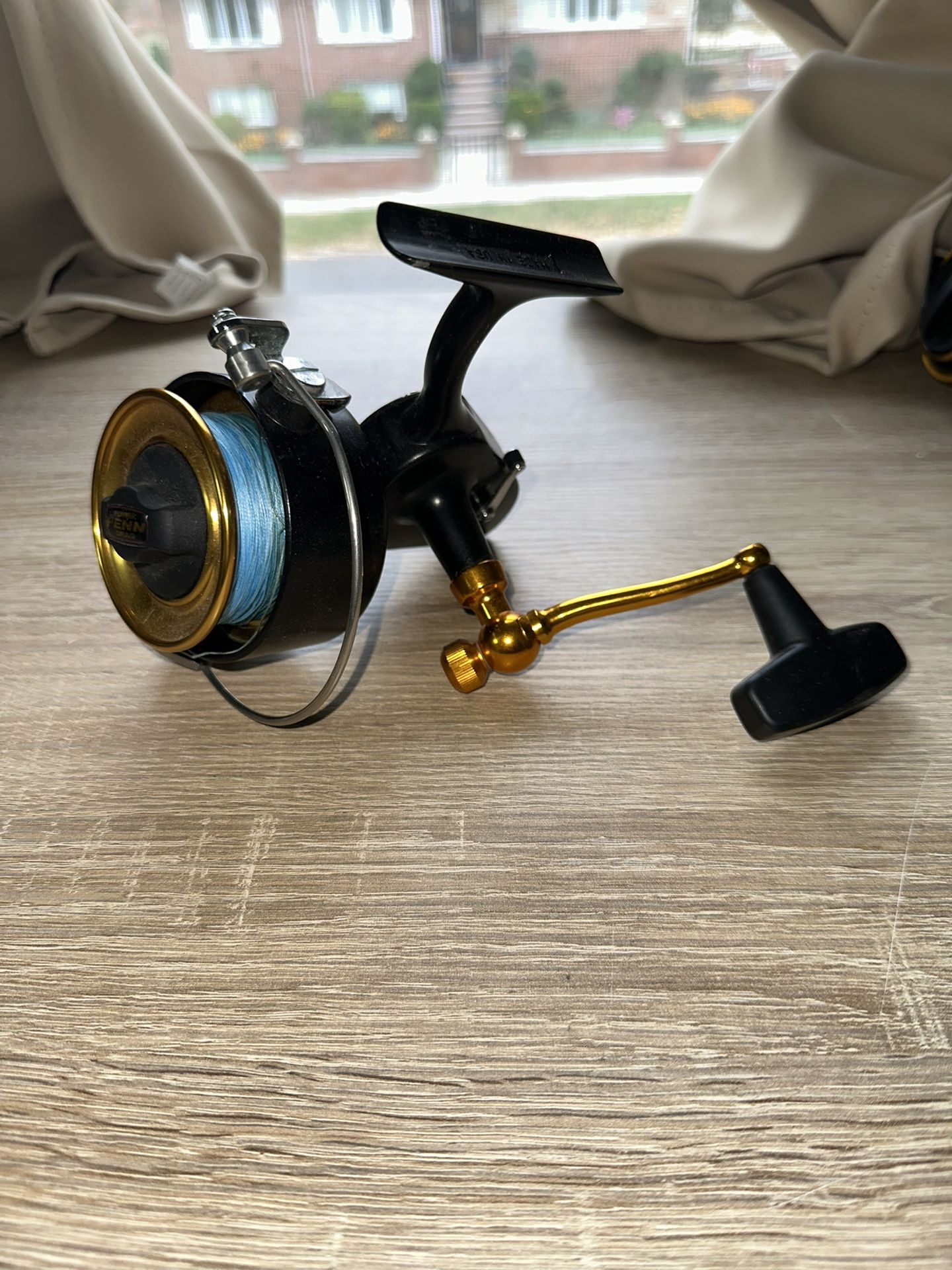 Pen 704 Z Black And Gold Salt Water Fishing Reel