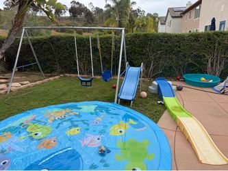 Kids swing and a small dresser for free