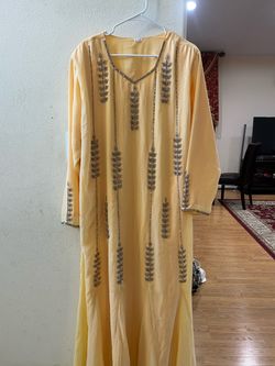 Arabic yellow abaya