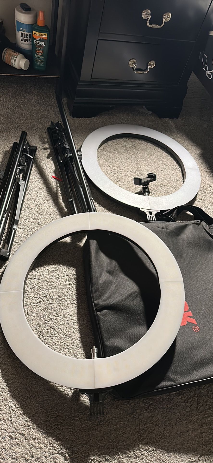The Sunpak 19" Bi-color LED Ring Light Kit