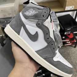 Air jordan 1s HIGH   more colors available