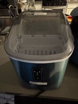 Ice maker