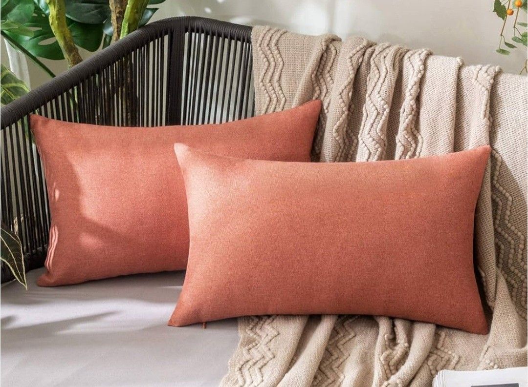 decorative pillows