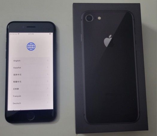 Iphone 8 256gb locked
