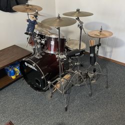 Yamaha Stage Custom Drum Kit