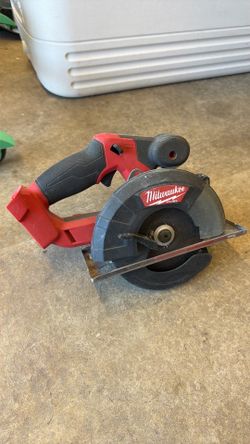 Cordless skill saw
