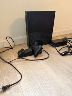 Xbox One With Controller