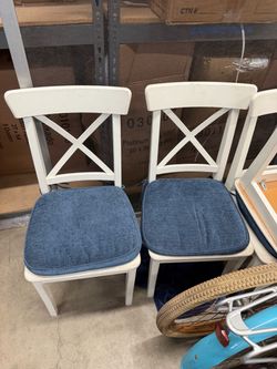 Dining table chair