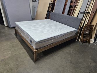 King bed $360