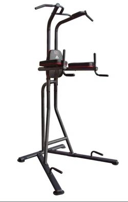 Adidas pull up and dip station