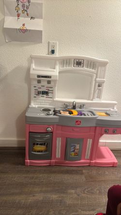 Step 2 kitchen toy