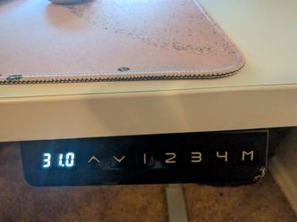 Adjustable standing desk