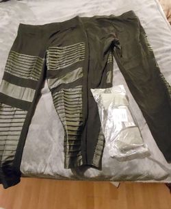 Torrid leggings set of 3