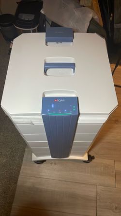 IQ AIR    GC series air purifier