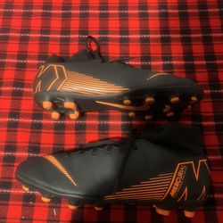 Nike Men’s Soccer Cleats 