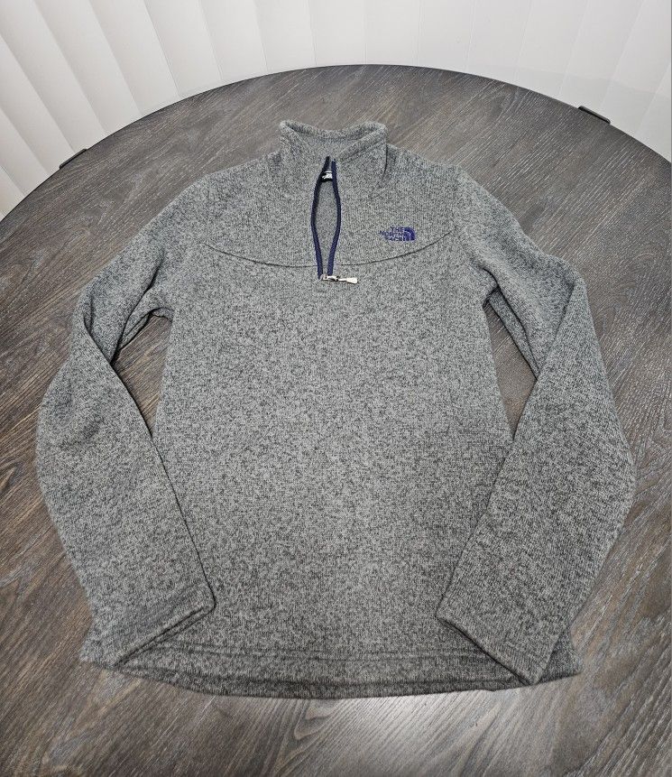 Women's North Face Sweatshirt Size Small