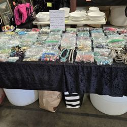 ENTIRE COLLECTION OF WOMEN'S FASHION JEWELRY