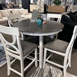 Gorgeous Dining Set! $499 🤍🏠