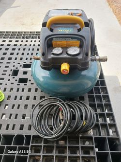 AIR COMPRESSOR- 3 Gallon oilless air compressor