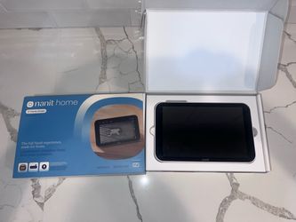 Nanit home display / baby monitor / baby camera