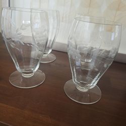 Vintage Wine Glasses – Etched Grape Design (4 Total, 2 Flawed)