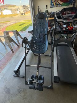 Inversion table