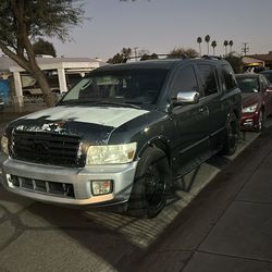 2005 Infiniti Qx56