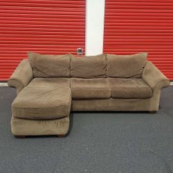 L-Shaped Sofa - DELIVERY INCLUDED 