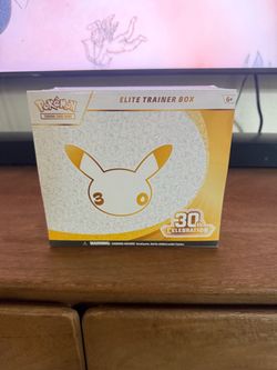 Pokémon 30th Celebration Elite Trainer Box